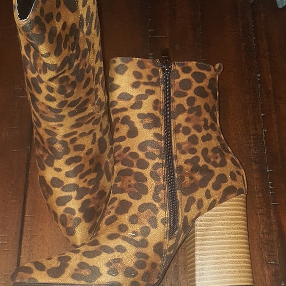Shoes - Leopard print booties size 8 NWT